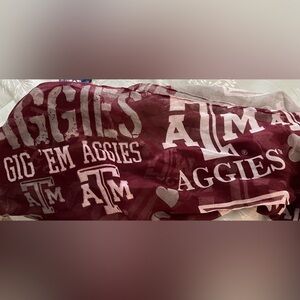 NWT Forever Collectibles Aggies ATM Infinity Scarf, Polyester, Maroon/Gray; OS